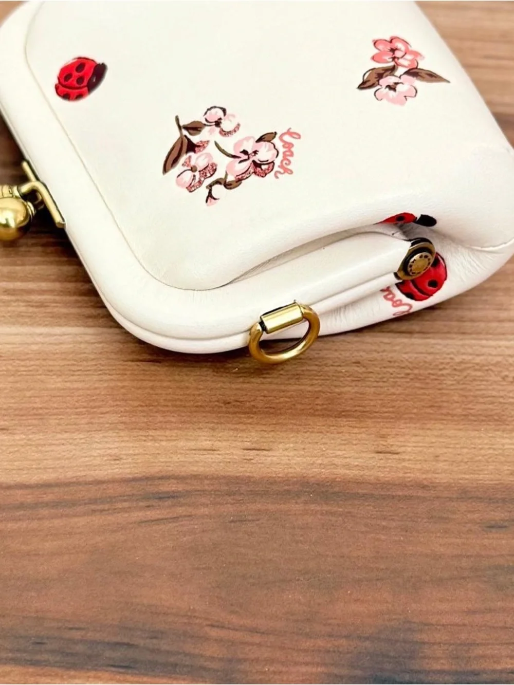 Coach Kisslock Wallet Coin Case Japan Limited - Picture 7 of 7